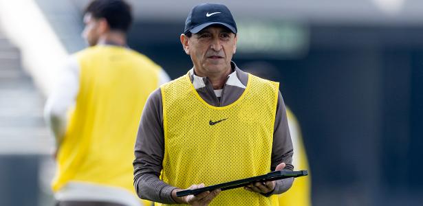 Treino Tático na Neo Química Arena com Reforços da Base do Corinthians