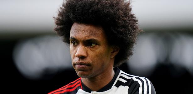 Acerto do Grêmio com Willian garante contratação antecipada, confirmação pela CBF.