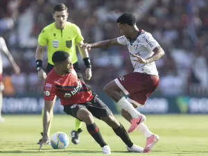 Lanterna Atlético-GO vence o Fluminense, e torcida grita 'segunda divisão'