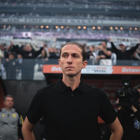 Filipe Luís durante a partida entre Flamengo e Corinthians