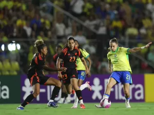 Juliane Santos: Jogos contra Colômbia indicam renovação da seleção feminina