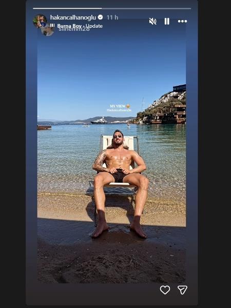 Çalhanoglu: férias na Turquia enquanto a Inter perdia no Mundial, nos Estados Unidos Çalhanoglu: férias na Turquia enquanto a Inter perdia no Mundial, nos Estados Unidos