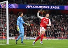 Com gol de Martinelli, Arsenal vence Olympiacos pela Liga dos Campeões
