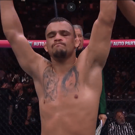 Daniel Willycat comemora vitória contra Joo Sang Yoo no UFC 320 Daniel Willycat comemora vitória contra Joo Sang Yoo no UFC 320