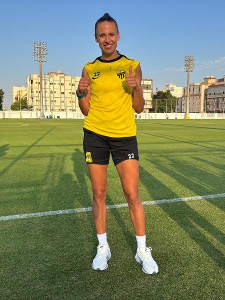 Ashleigh Plumptre, jogadora do Al Ittihad, após treino no clube Ashleigh Plumptre, jogadora do Al Ittihad, após treino no clube