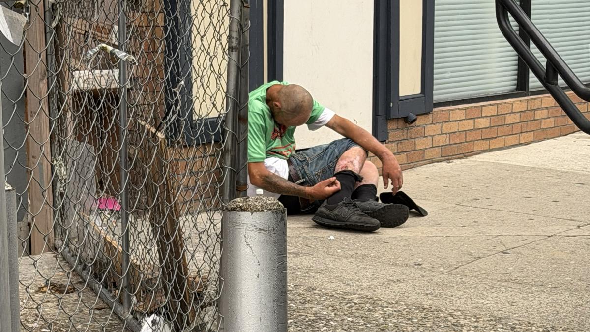 Epidemia mortal de opioides conviveu lado a lado com Copa nos EUA