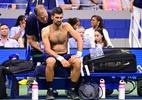 Djokovic vomita, chora e perde pela 1ª vez em estreia no US Open - Mike Lawrence/USTA via Getty Images