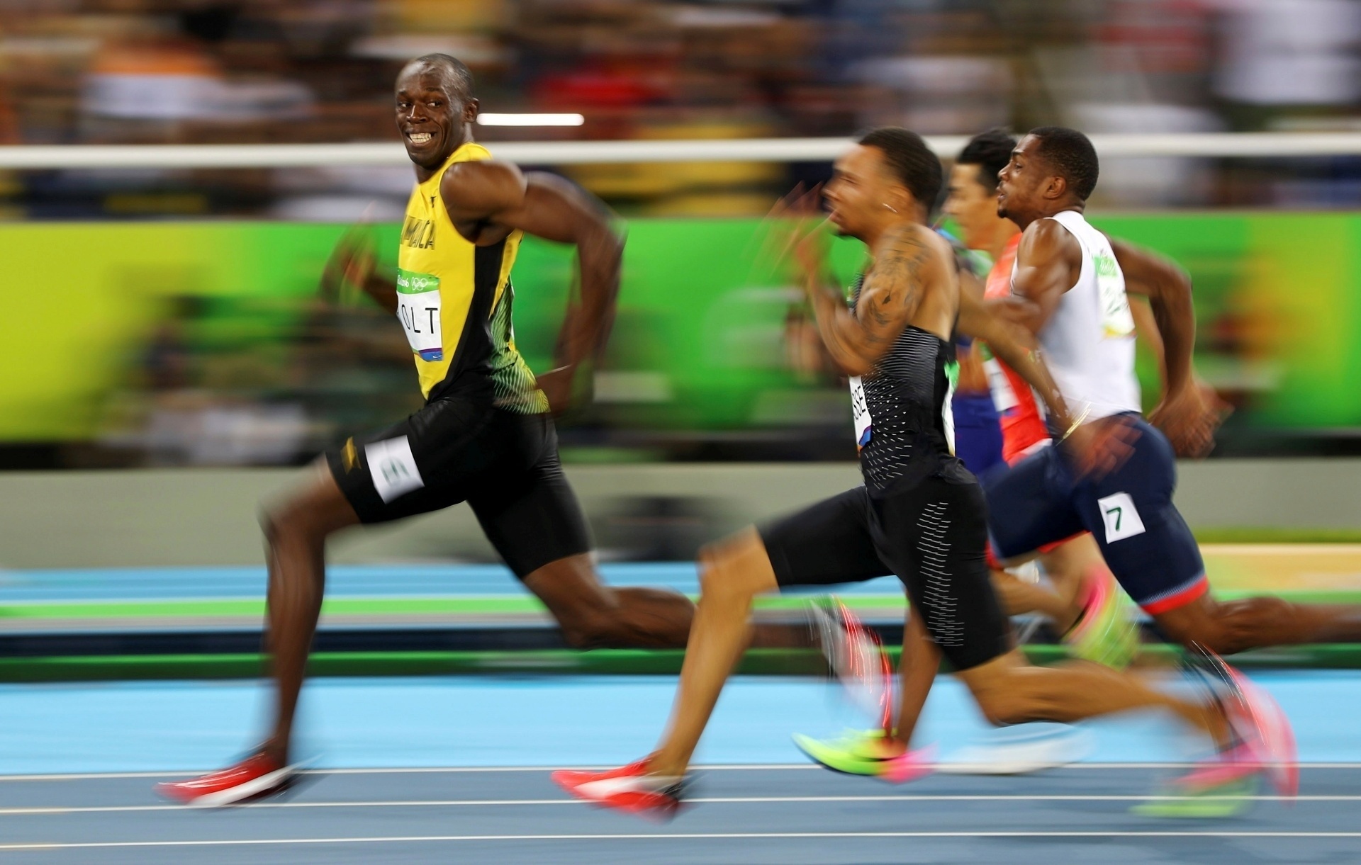 Usain Bolt correndo na Rio-2016 - Kai Pfaffenbach/Reuters