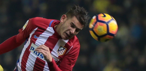 Lucas Hernández, do Atlético de Madri, em ação pela equipe contra o Villarreal  -  AFP PHOTO / Jose Jordan
