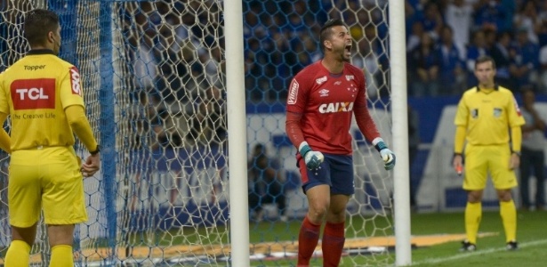 Fábio foi o destaque do Cruzeiro mais uma vez - Washington Alves/Light Press/Cruzeiro