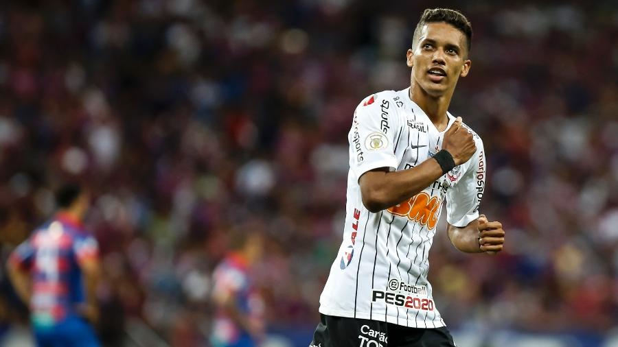 Pedrinho comemora gol pelo Corinthians; após a pandemia, ele vestirá a camisa do Benfica - Rodrigo Gazzanel/Ag. Corinthians 