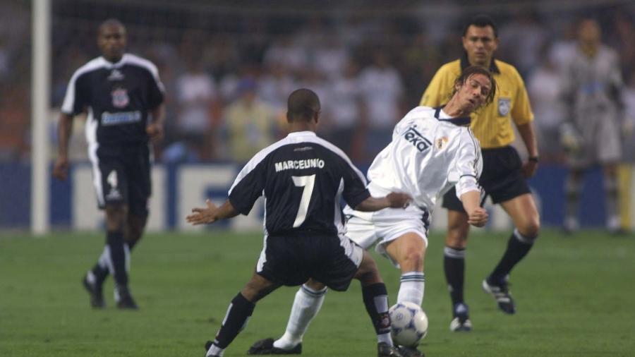 Corinthians e Real Madrid brigaram até o fim da terceira rodada pela vaga na final do Mundial de 2000 - Evelson de Freitas/Folhapress