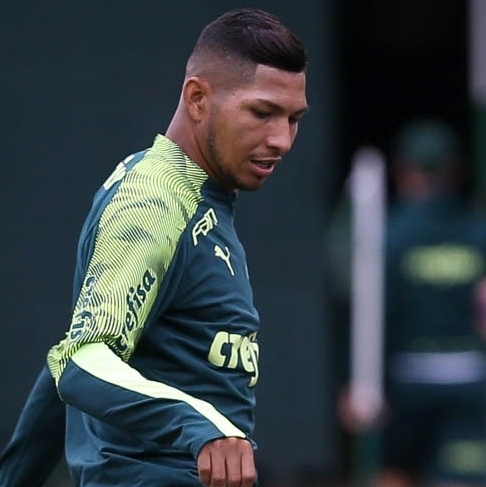 Surpresa mundial, o jogador do Palmeiras que tem mais dinheiro que Rony