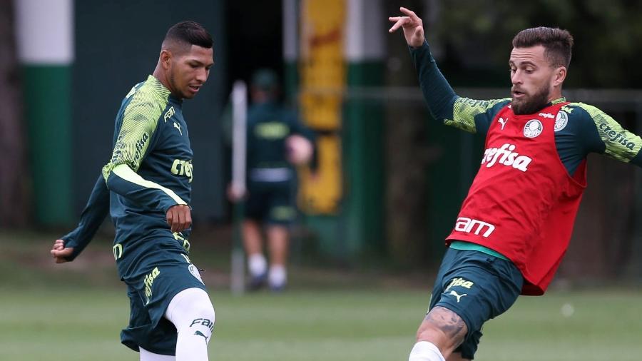 Rony treinou entre os titulares do Palmeiras na véspera do confronto com o Santos - Cesar Greco/Ag. Palmeiras/Divulgação