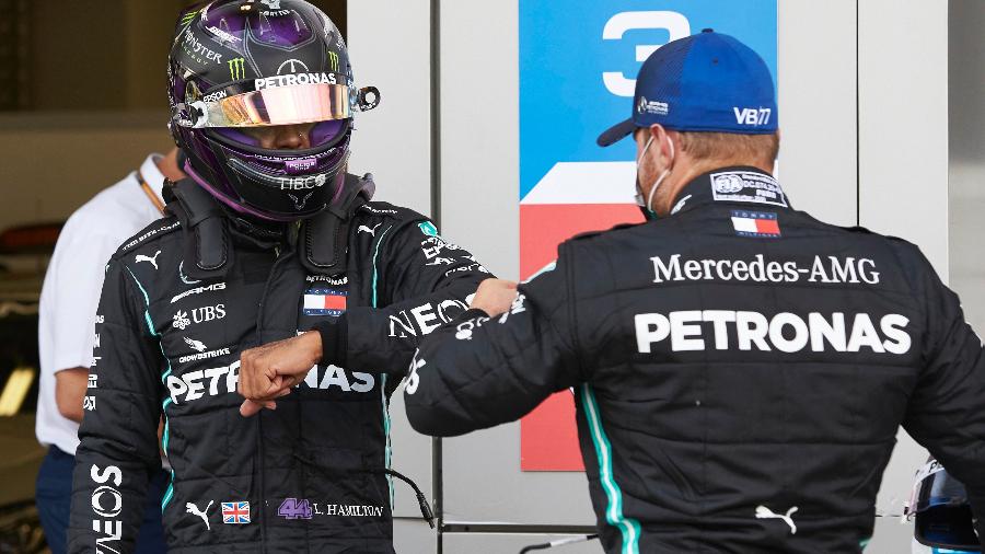 Lewis Hamilton e Valtteri Bottas após a definição do grid para o GP da Rússia - Steve Etherington/F1 Pool
