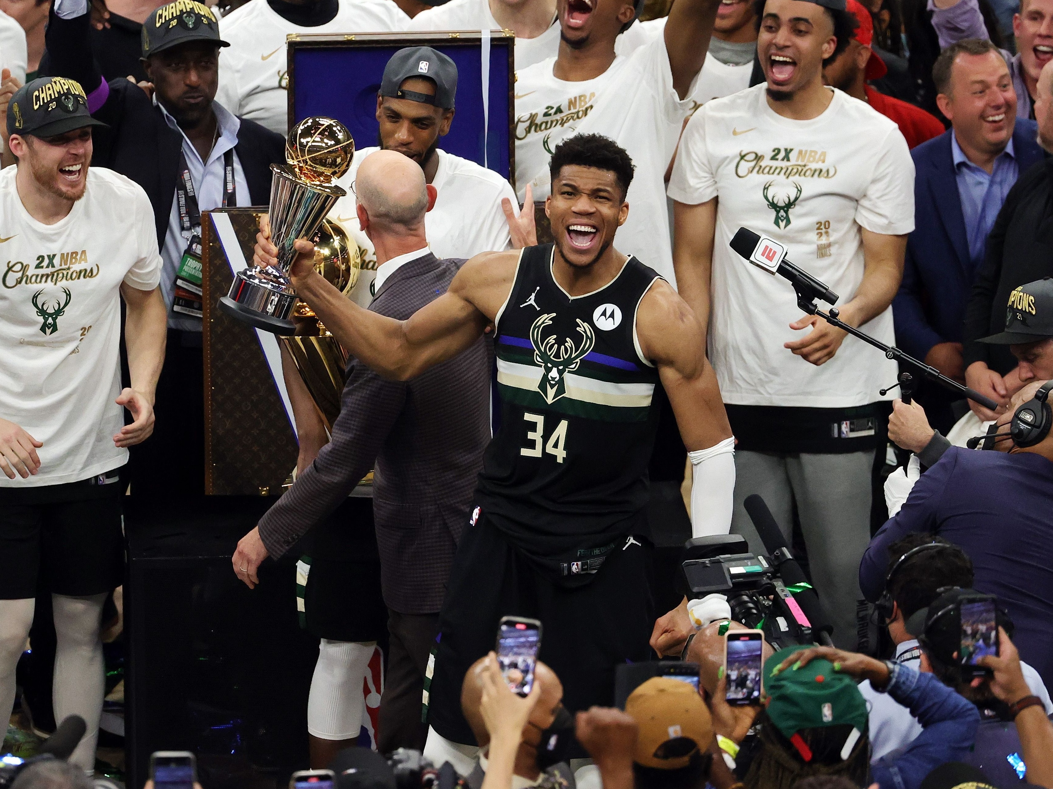 Grécia convoca os 4 irmãos Antetokounmpo para a seleção pela 1ª vez, nba