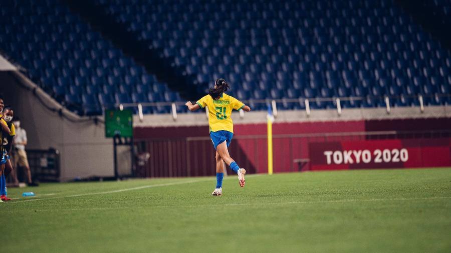 Andressa Alves comemora o gol da seleção brasileira contra a Zâmbia marcado aos 18 minutos do primeiro tempo - Sam Robles/CBF