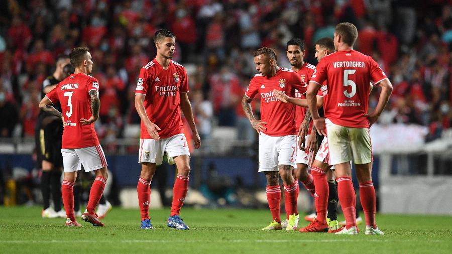 Jogadores do Benfica lamentam goleada contra o Bayern de Munique na Champions - AFP