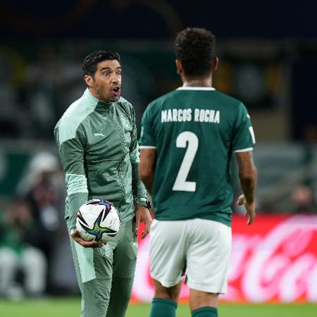 Abel aprova desempenhos de Marcos Rocha (foto) e Marcelo Lomba no elenco