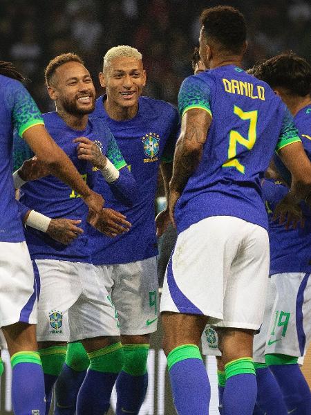 Com Neymar e Richarlison, jogadores da seleção brasileira comemoram gol contra a Tunísia - Lucas Figueiredo/CBF