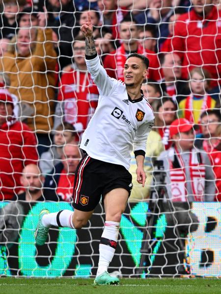 Antony celebra gol do Manchester United sobre o Nottingham Forest - Will Palmer/Allstar/Getty Images