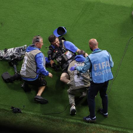 cinegrafista-foi-atingido-por-khusanov-do-ubzquistao-durante-jogo-contra-a-colombia-1781750640153_v2_450x450 Colômbia domina Uzbequistão na Copa e Luis Díaz brilha em estreia histórica