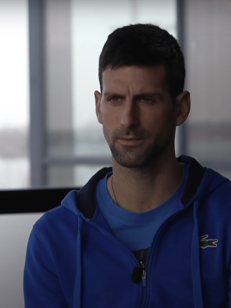 Novak Djokovic dá entrevista à BBC em Belgrado - Reprodução/YouTube