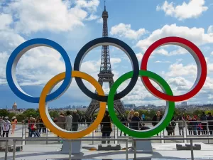 Olimpíadas de Paris contarão com a maior equipe de refugiados da história