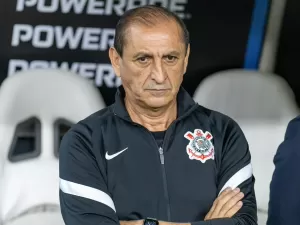 PVC: Reservas descansados foi o diferencial na vitória do Corinthians