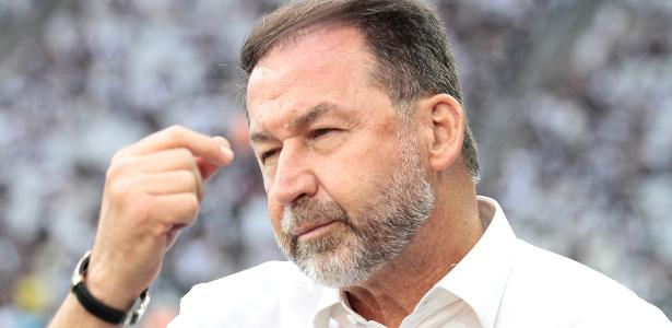Próximos Passos da Votação do Impeachment de Augusto Melo no Corinthians