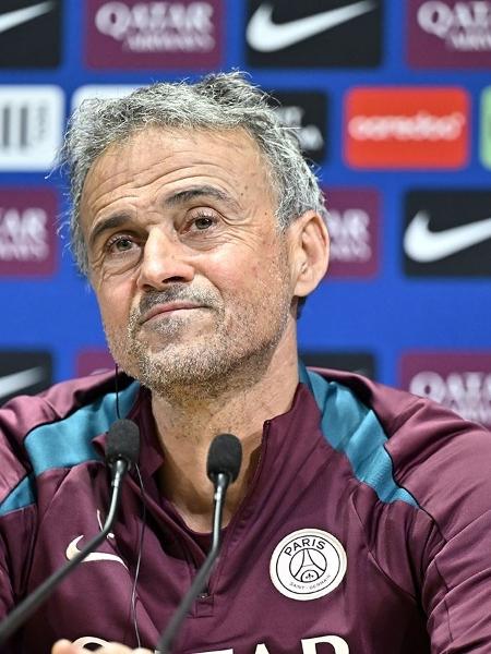 Luis Enrique, técnico do PSG, durante entrevista coletiva Luis Enrique, técnico do PSG, durante entrevista coletiva