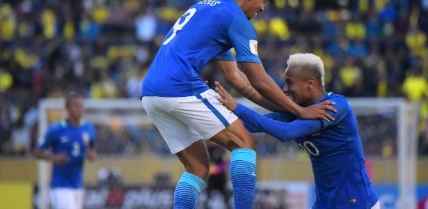 Perto do Barça, Gabriel Jesus completa 10 anos de primeiro gol pela seleção