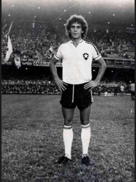 Mendonça se destacou no Botafogo entre as décadas de 1970 e 1980 - Reprodução