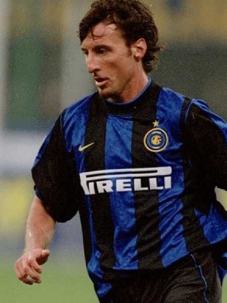 O lateral Fabio Macellari O lateral Fabio Macellari