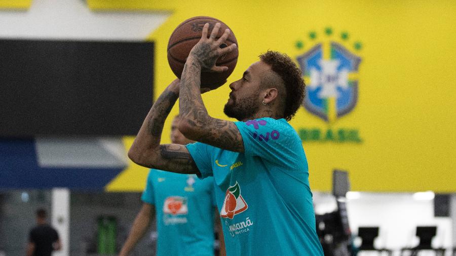 Neymar durante trabalho da seleção na Granja Comary - Lucas Figueiredo/CBF