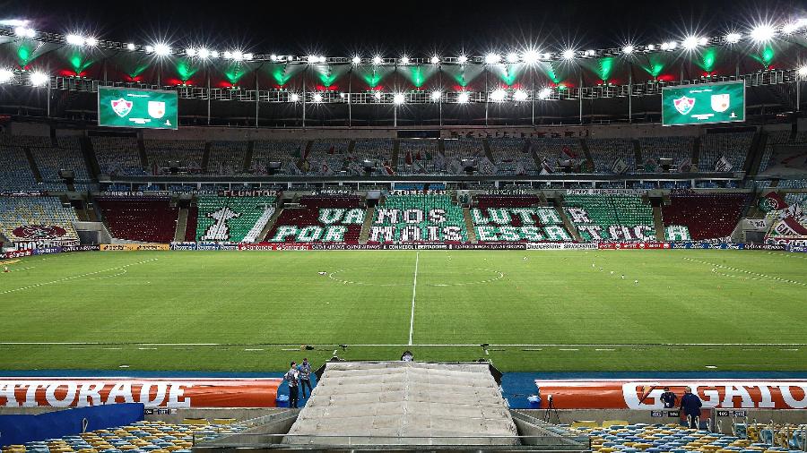 Maracanã enfeitado com mosaico do Fluminense em jogo pela Libertadores - Lucas Merçon/Fluminense