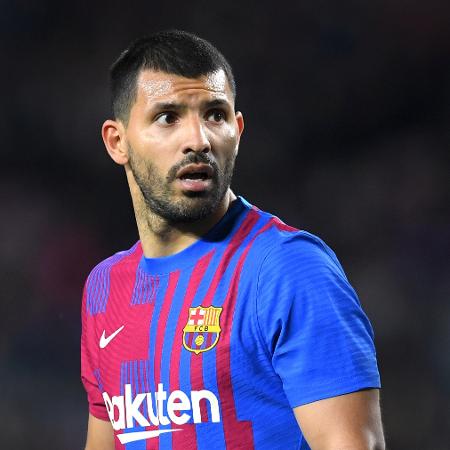 Sergio Agüero fez apenas cinco partidas pelo Barcelona - Alex Caparros/Getty Images