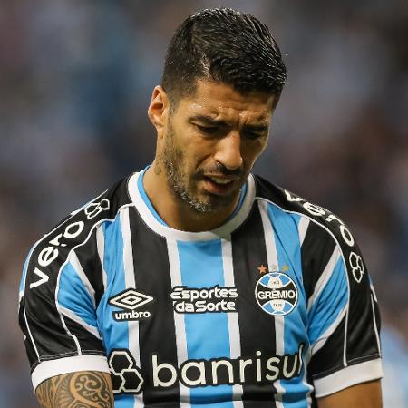 Suárez sofre com uma artrose no joelho direito - Pedro H. Tesch/AGIF