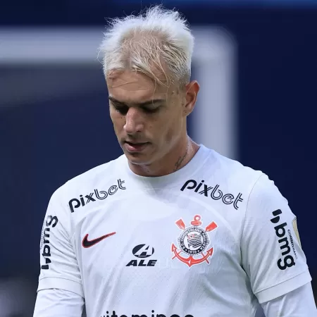 Róger Guedes deixa o Corinthians e vai jogar no Catar; veja