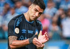 Bonecos, máscaras e festa: Grêmio prepara despedida para Suárez - Maxi Franzoi/AGIF