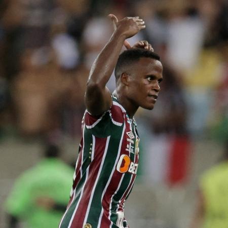 Arias, do Fluminense, celebra gol sobre a LDU em jogo da Recopa Sul-Americana