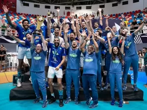 É hexa! Sada Cruzeiro bate Sesi Bauru e conquista a Supercopa de vôlei