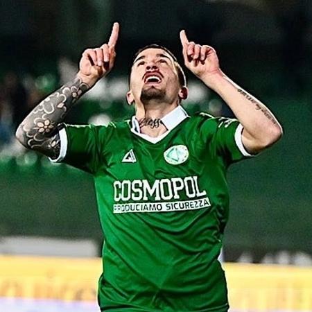 Avellino carimbou vaga na Série B dias antes de papa morrer. Não foi a primeira vez...