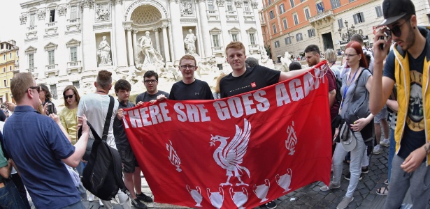 Torcida do Liverpool está na Itália para assistir ao duelo contra a Roma - AFP