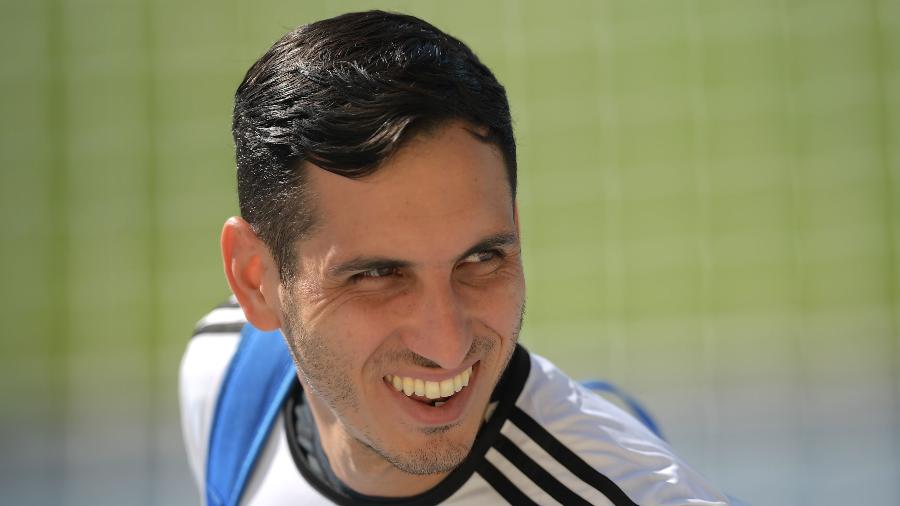 Gatito Fernández, goleiro da seleção do Paraguai que morou em Porto Alegre - CARL DE SOUZA / AFP