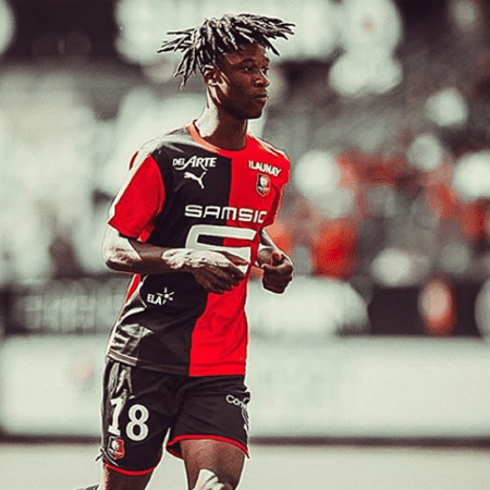 Meio-campista tem contrato com o Rennes até 2022 e deve definir seu futuro em 2021 - Reprodução/Instagram