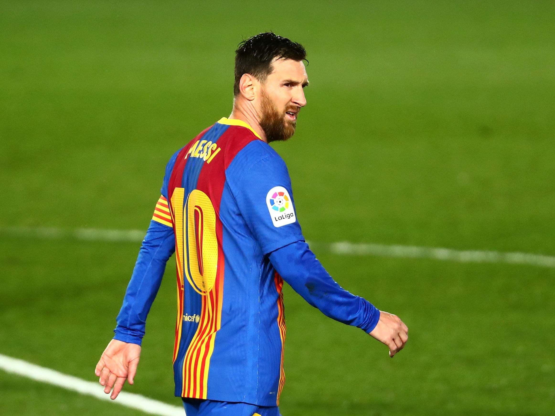 Sem poder jogar por punição, 'Messi japonês' abandona base do Barcelona -  ESPN