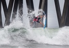 Alex Ribeiro é o único classificado em bateria com 3 brasileiros no US Open - WSL