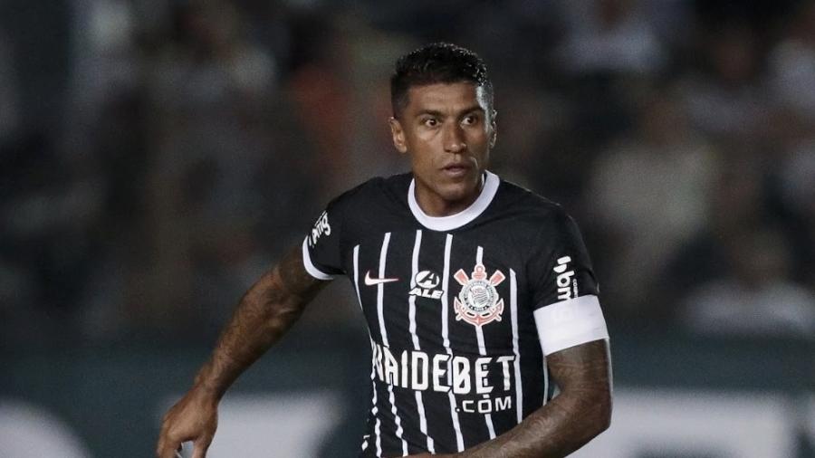 Paulinho tem 208 jogos e 40 gols com a camisa do Corinthians