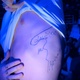 Fã ganha autógrafo de Charles do Bronxs na costela no UFC Rio: 'vou tatuar' - Bruno Braz / UOL